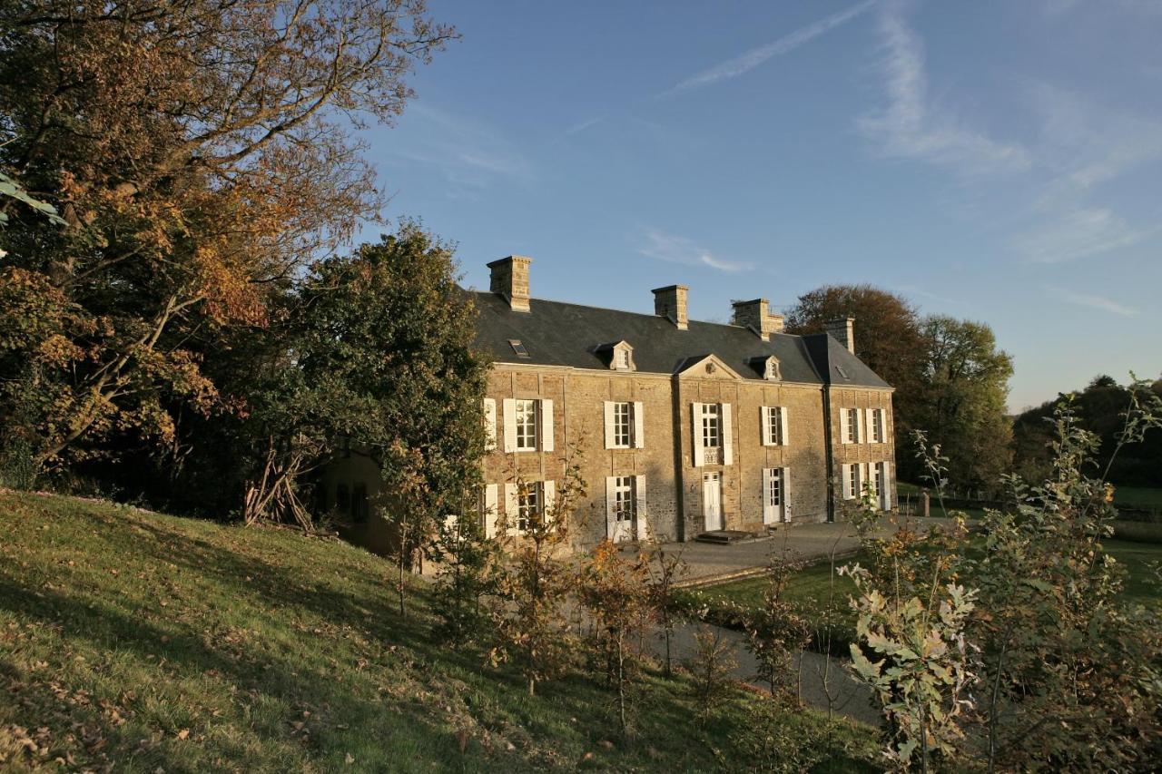 Manoir Du Mesnil De Bas Villa Brehal Exterior photo